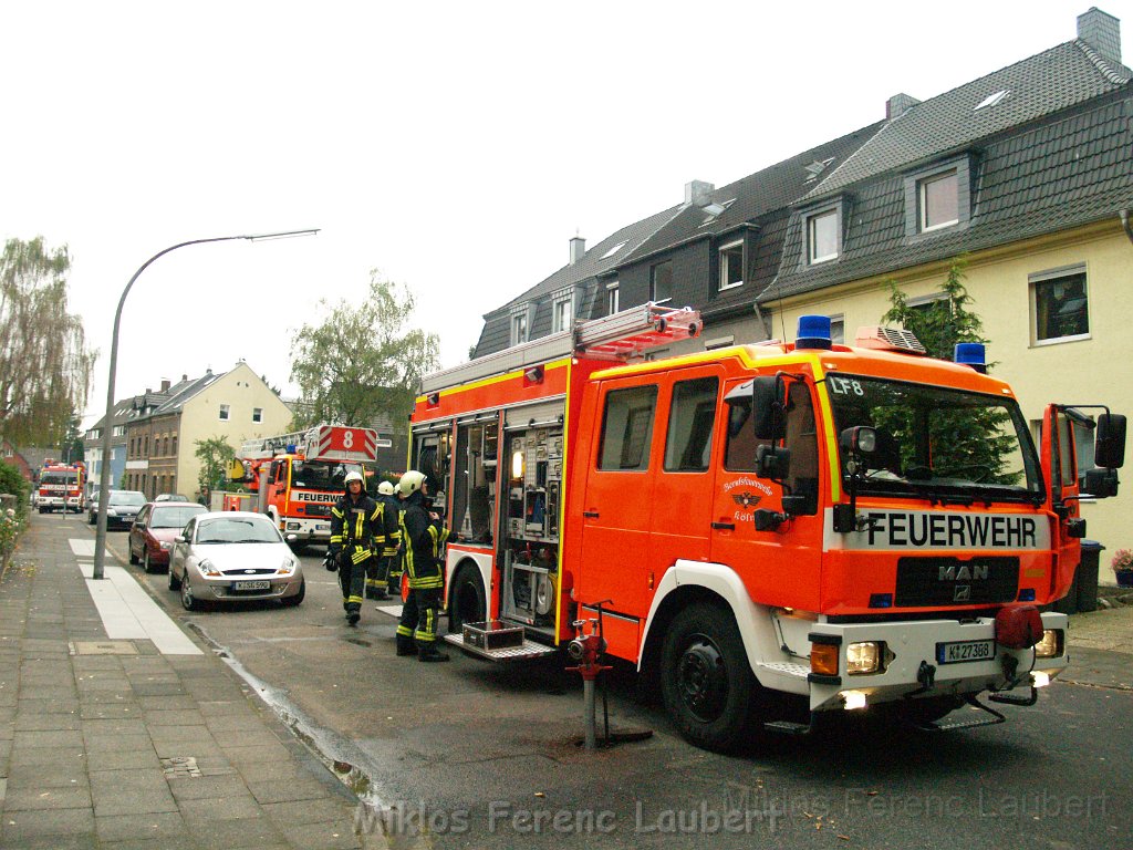 Feuer Koeln Merheim Ruedigerstr P10.JPG